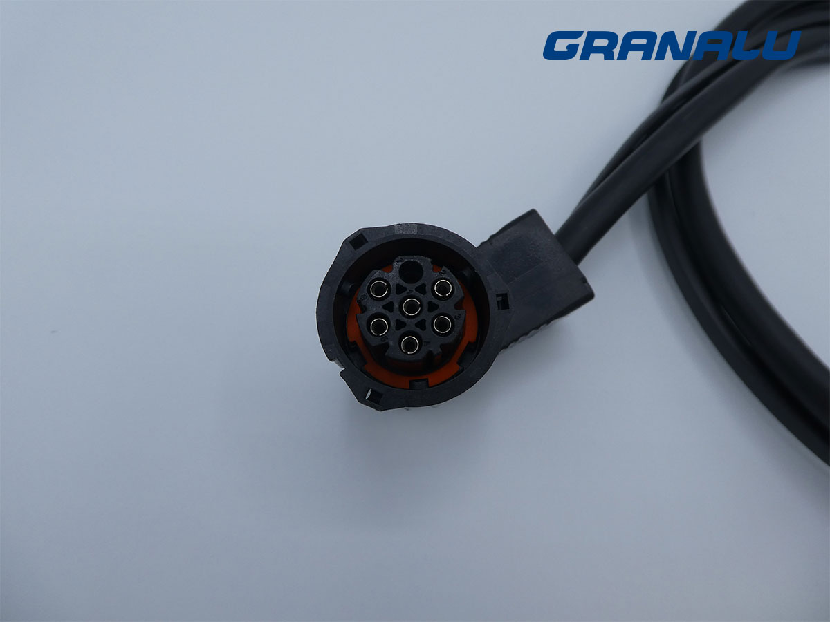 cable-piloto-izquierdo-LC12-derecho-LC8-02